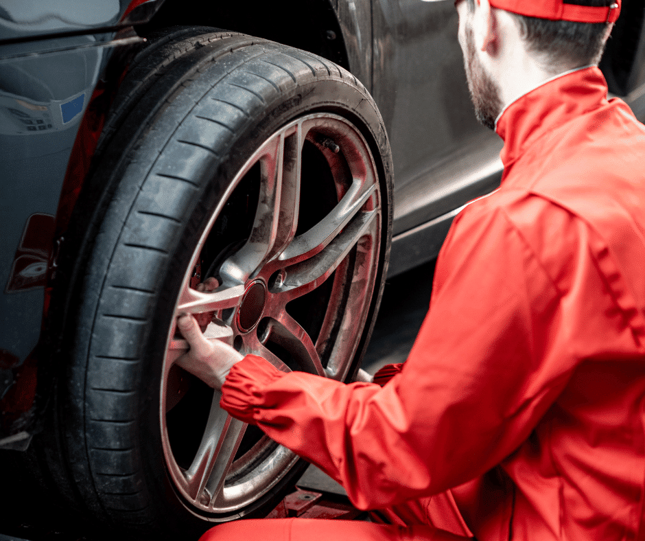 Explore the convenience of expert tire care with Atlanta Roadside Assistance's Mobile Mount & Balance Services. Quality service at your location in Atlanta.